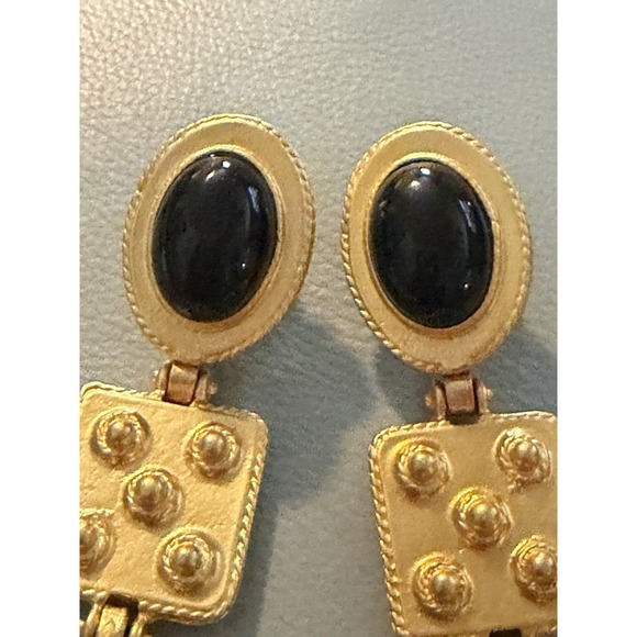 Vintage Black Cabochon Drop Dangle Brushed Gold Tone Clip On Earrings #415 - Picture 9 of 11